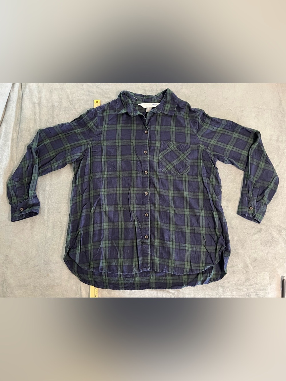 Old Navy Men's Blue and Green Plaid Button-Up Flannel Shirt